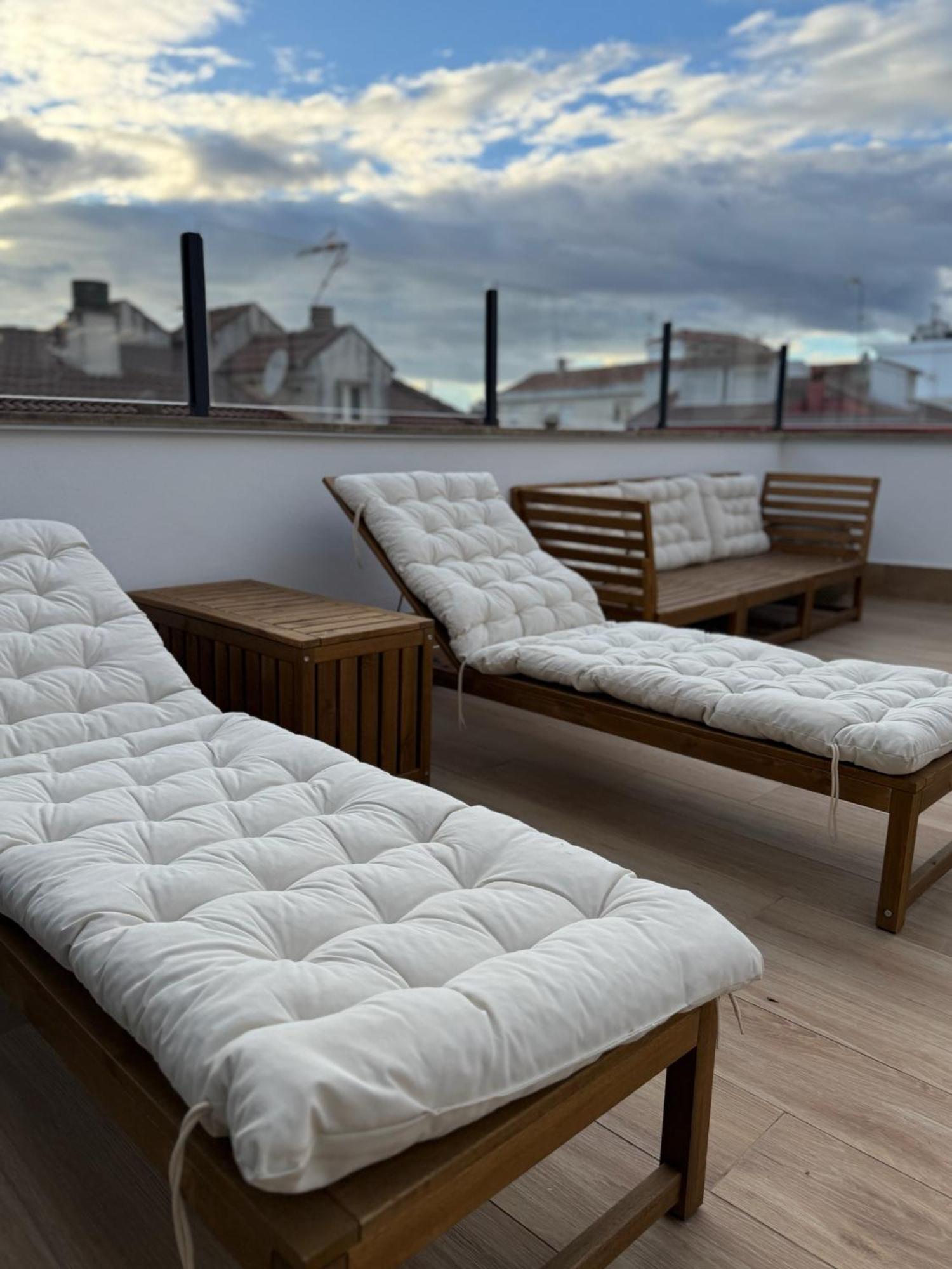 Apartamentos Mlc Ciudad De Linares Linares  Eksteriør bilde