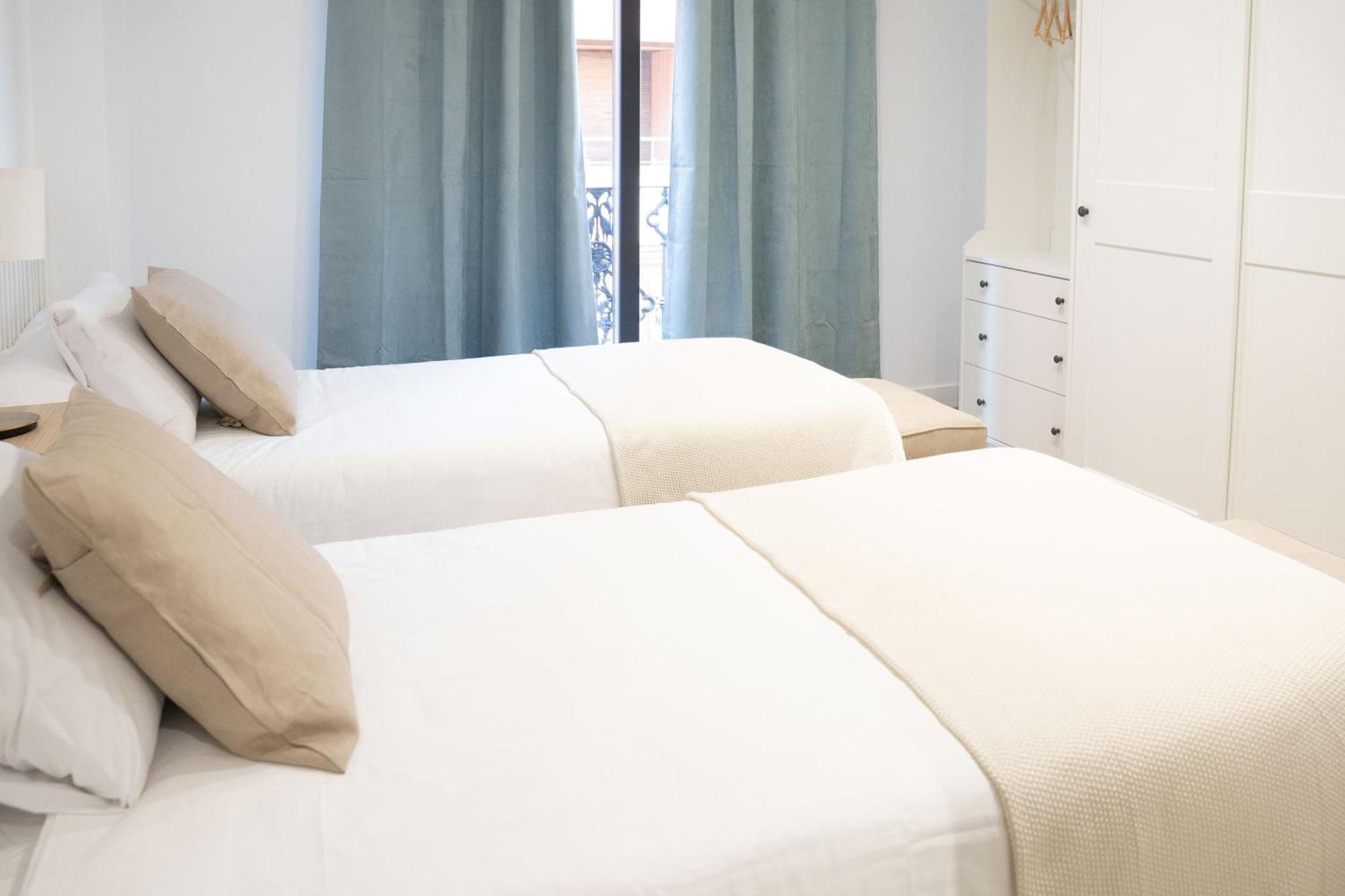 Apartamentos Mlc Ciudad De Linares Linares  Eksteriør bilde